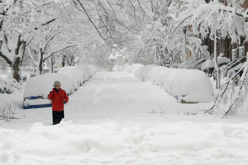 Baltimore 2010 snow before snow plowing