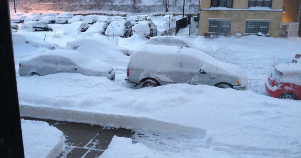 snow removal needed on Chicago street